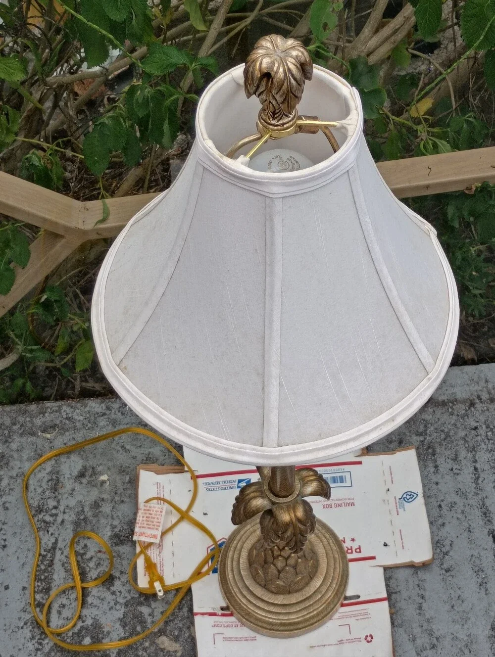 Elegant Cream Fabric Table Lamp with Ornate Gold Base - Home Accents